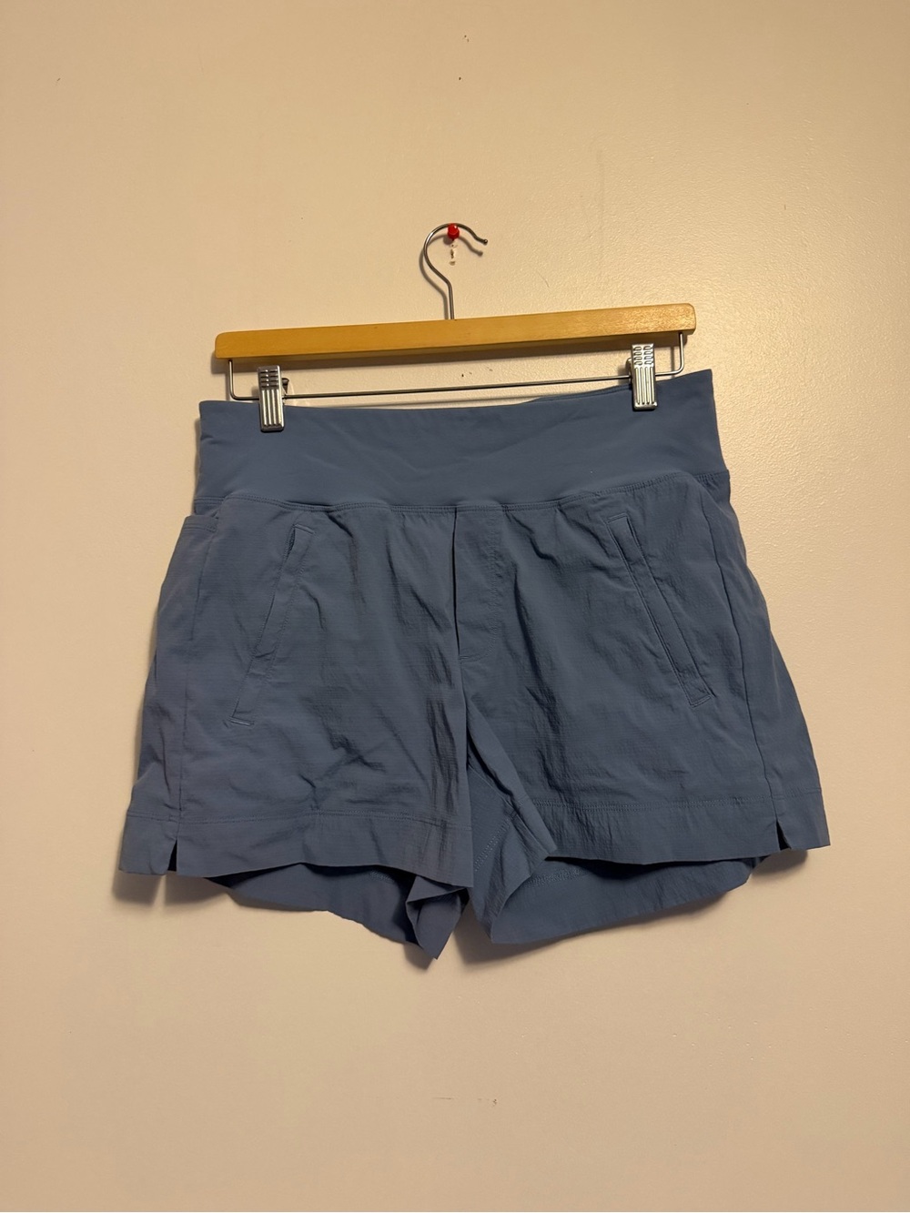 Athleta Trekkit North Short Blue Hiking Outdoor Athletic Shorts Size 6